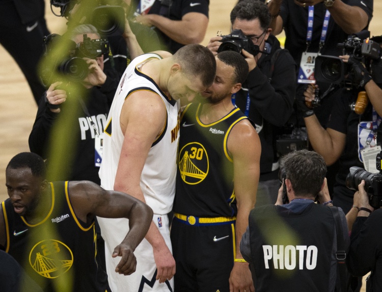 im电竞-NBA上季BRI未达预期😲库里损失510万联盟最多 约基奇&amp;大帝470万