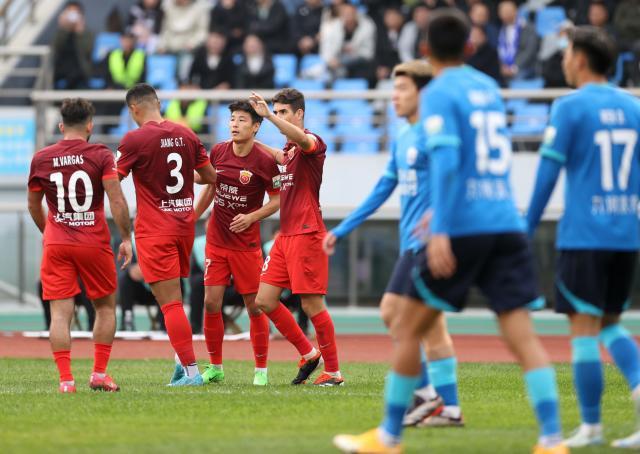 【直击】远征军告知海港喜从天降 奥斯卡：延续强势