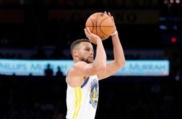 im电竞APP下载-【观察】新赛季勇士起飞 靠的不只是无所不能的库里